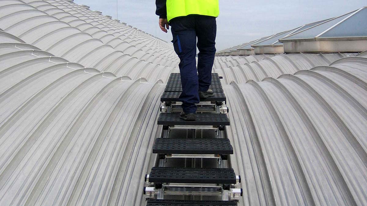 Reasons to Think about a Rooftop Walkway
